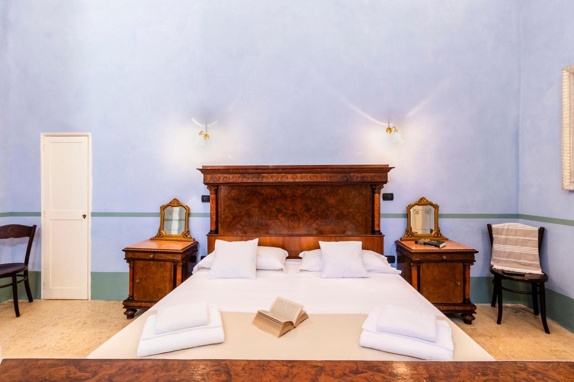 Bed and Breakfast Palazzo Insula Gallipoli Exterior foto